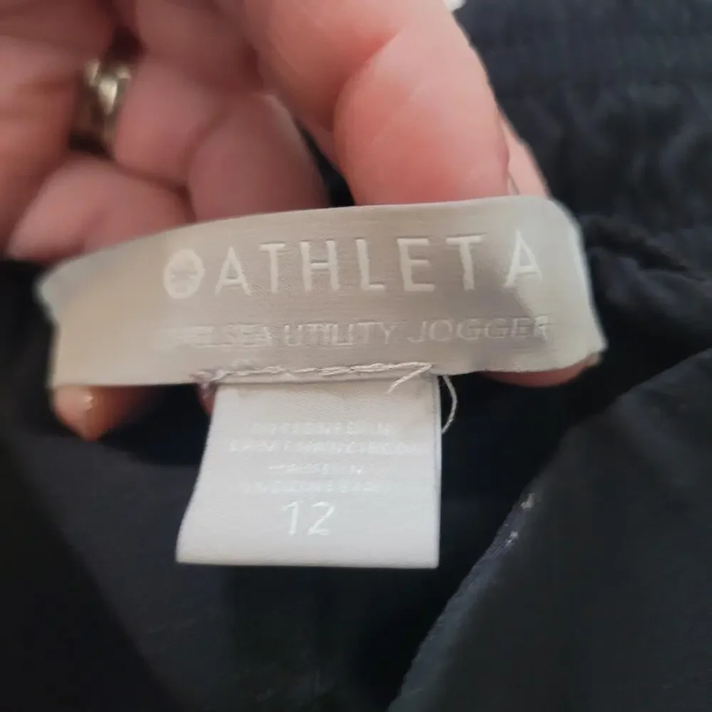 Athleta Women’s Size‎ 12 Chelsea Black Utility Jogger Pants Athleisure Casual